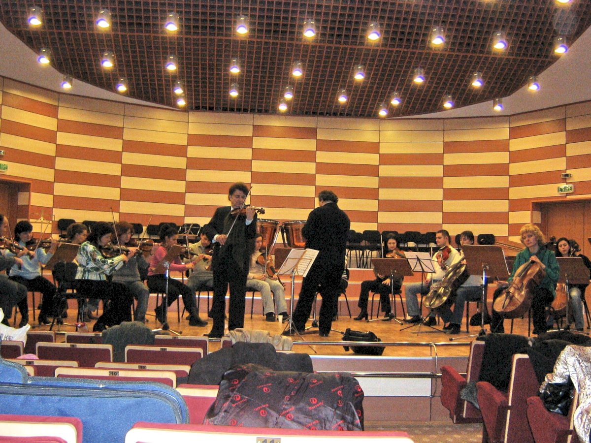 Concert la Craiova cu violonistul Eugen Sârbu, 2005