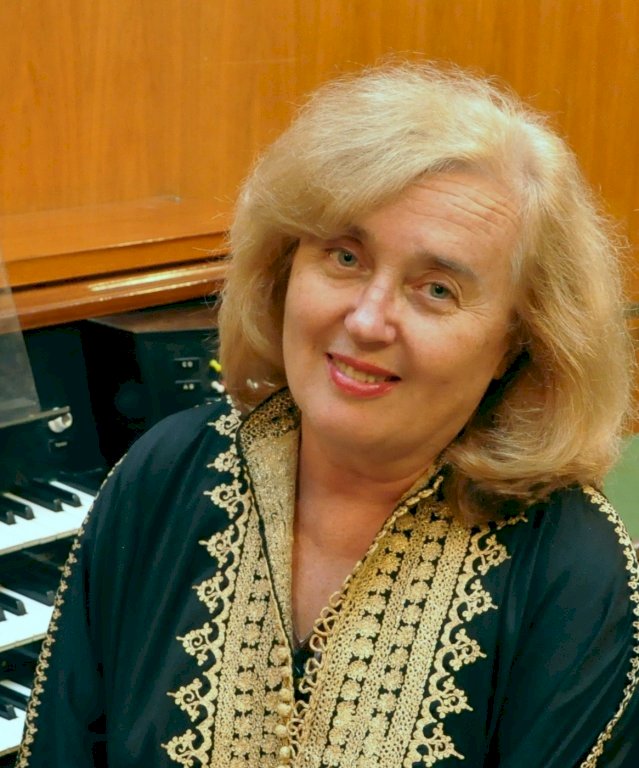 ANNA STREZEVA